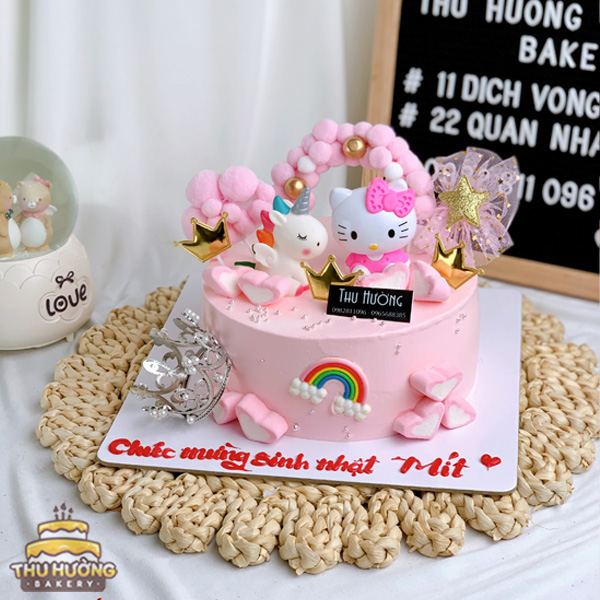 banh-sinh-nhat-tone-hong-trang-tri-hello-kitty