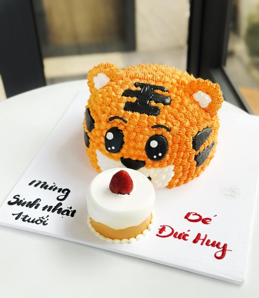 Bánh kem hình con hổ cute