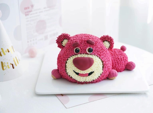 Bánh kem tạo hình chú gấu Lotso 3d