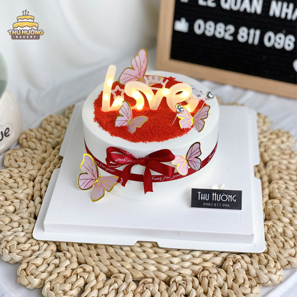 Bánh kem tình yêu tặng valentine