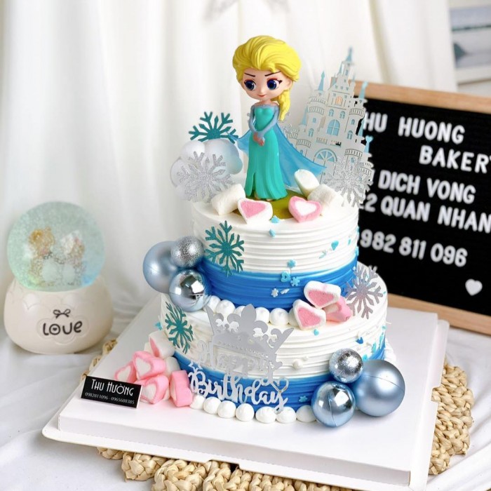 Bánh sinh nhật 2 tầng trang trí Elsa