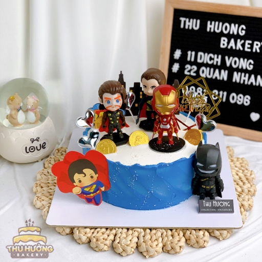 Bánh sinh nhật biệt đội Avengers sinh động