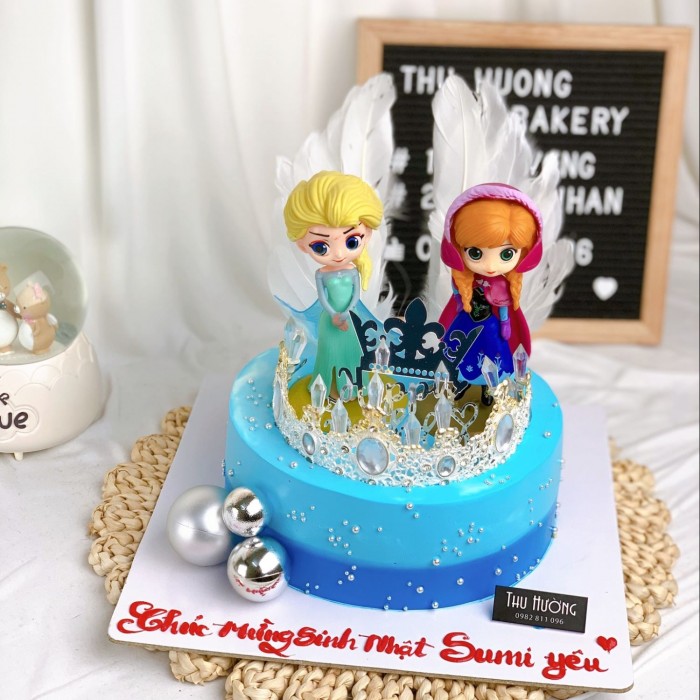 Bánh sinh nhật công chúa Elsa và Anna