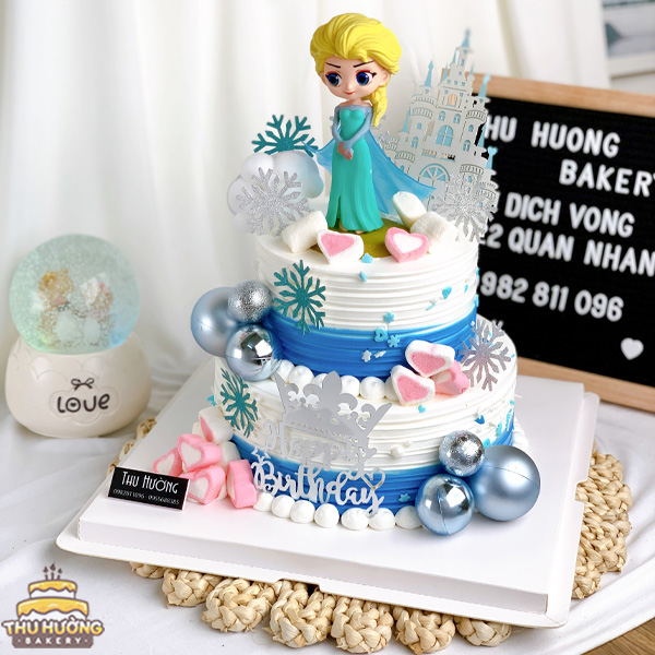 Bánh sinh nhật hai tầng lâu đài công chúa Elsa