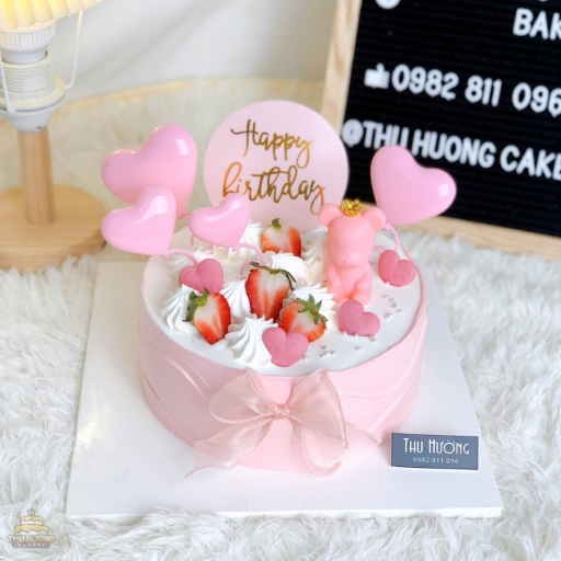 Bánh sinh nhật Nước Hàn màu sắc hồng