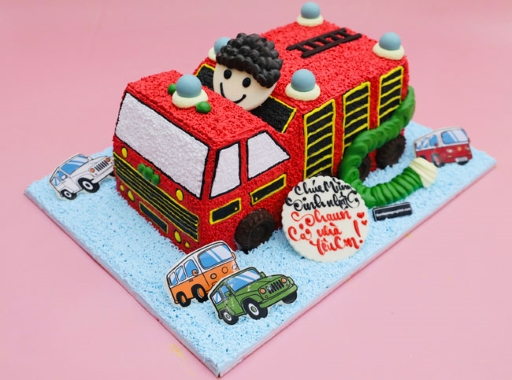 Bánh sinh nhật hình ô tô cứu hỏa ngộ nghĩnh cho bé trai