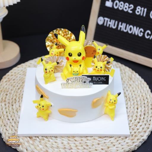 Bánh sinh nhật Pikachu cho bé trai 1 tuổi