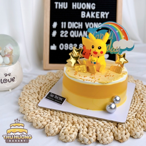 Bánh sinh nhật Pikachu cùng những đồng tiền vàng