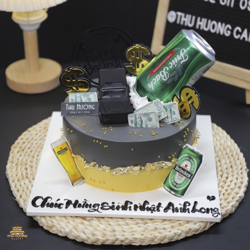 Bánh sinh nhật tiền đô trang trí bia rượu cá tính
