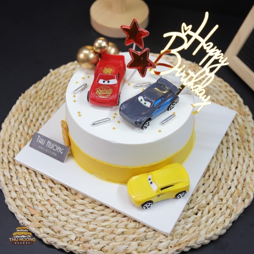 Bánh sinh nhật trang trí chủ đề xe hơi
