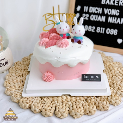 Bánh sinh nhật trang trí hai chú thỏ cute