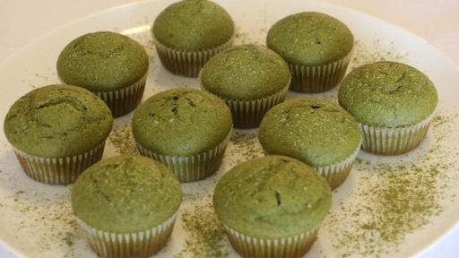 Làm bánh Cupcake matcha bằng nồi chiên không dầu