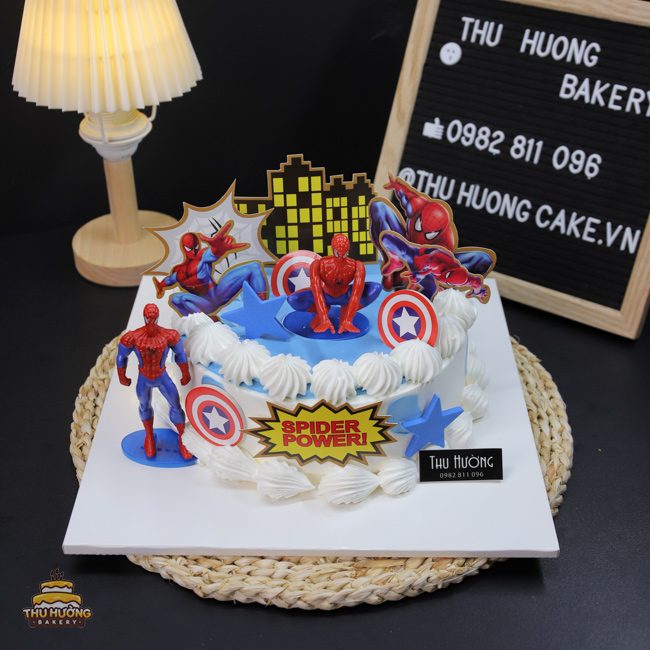 Mẫu bánh sinh nhật decor người nhện ấn tượng
