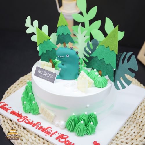 Bánh sinh nhật decor khủng long xanh -2