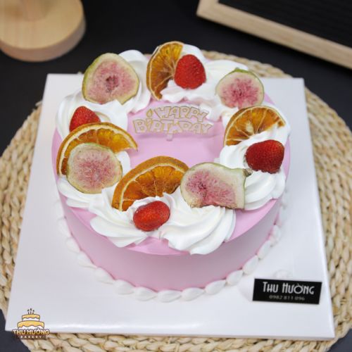 Bánh sinh nhật tone hồng hoa quả đẹp -4